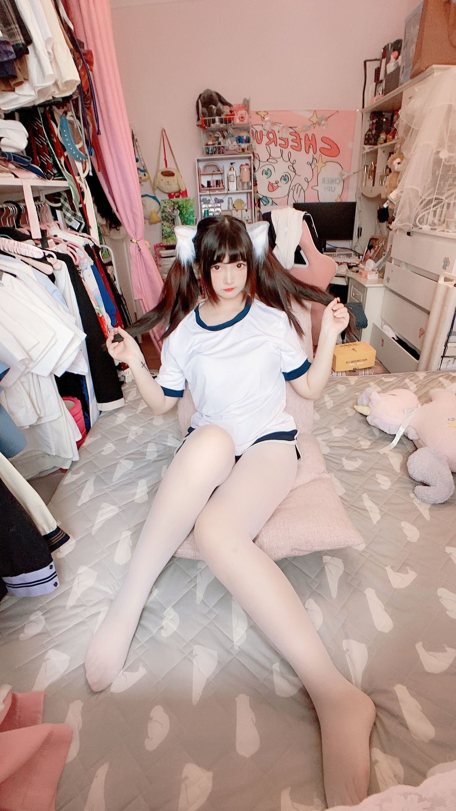 [COS福利]二次元美女古川kagura白丝体操运动服插图1